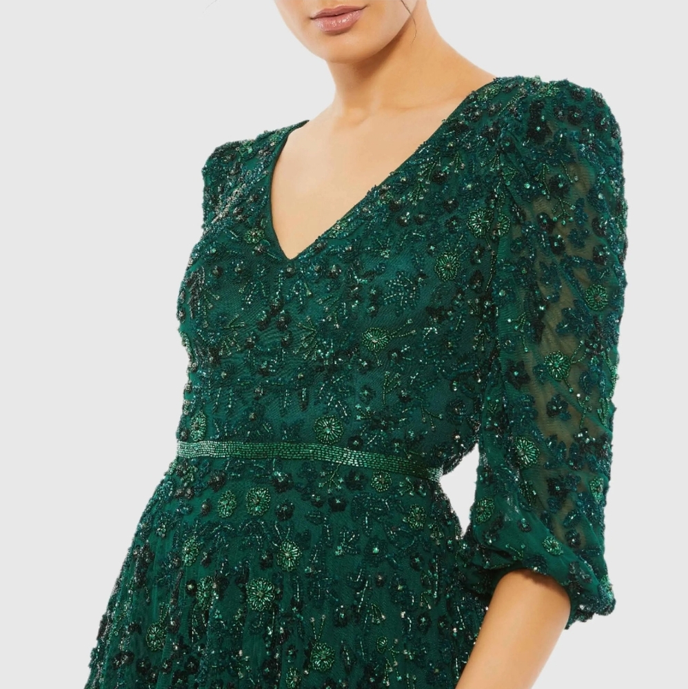 Mac Duggal Green Embellished V Neck 3/4 Sleeve A Line Gown - Picture 2 of 15
